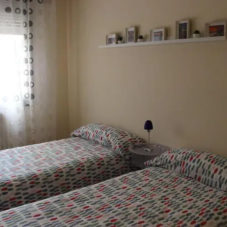 Amplio Plaza De Toros Apartment *